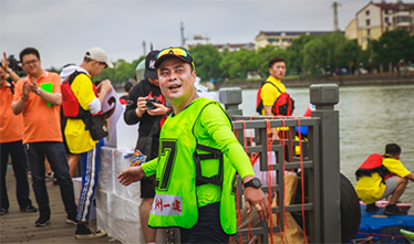 热烈祝贺“乐投网页版杯”首届中国苏州环古城河皮划艇桨板大赛获得圆满成功
